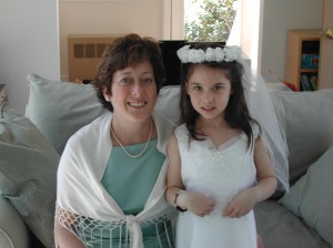 katie and mom communion